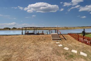 Riverside Flag Hill - click for photo gallery